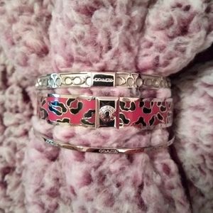 🆕 Coach Set of 3 Bangle Bracelets